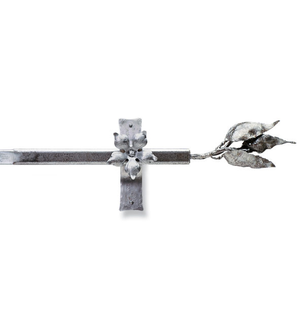 drapery-iron-finials-tri-leaf-twigs